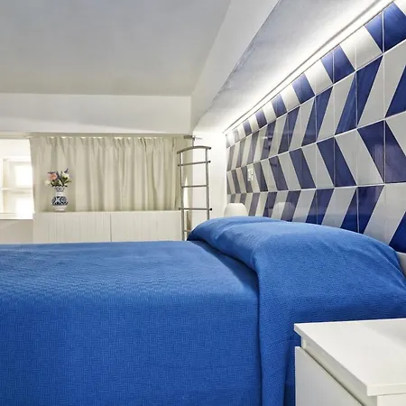 Lo Scoglio della Formica B&B Capo dʼOrlando Esterno foto