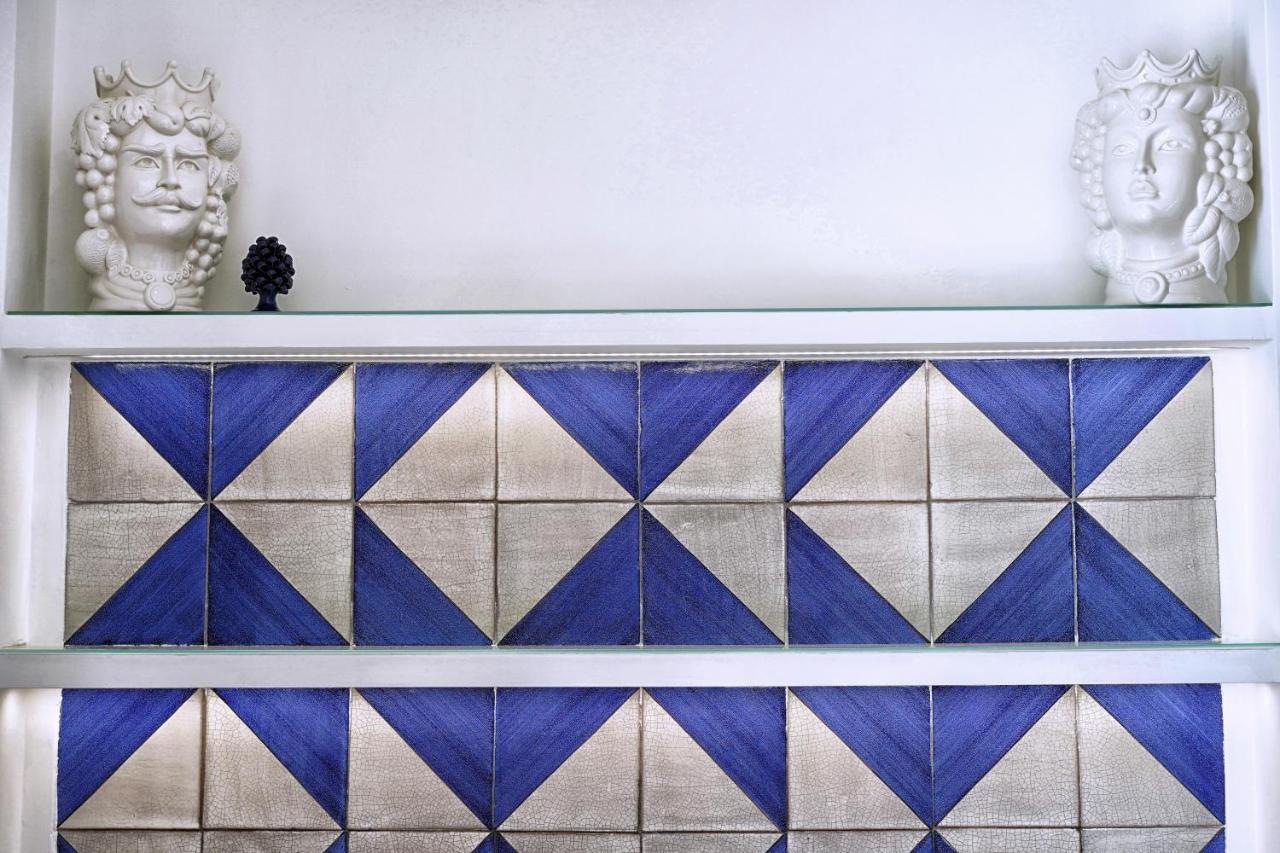 Lo Scoglio Della Formica Bed and breakfast Capo dʼOrlando